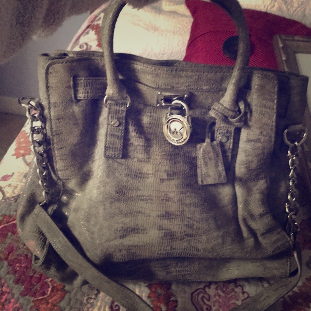 Large over the shoulder MK tote